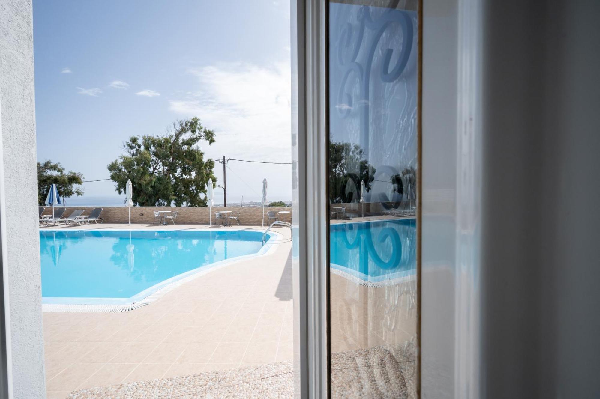 Hotel Thirasia Fira  Room photo